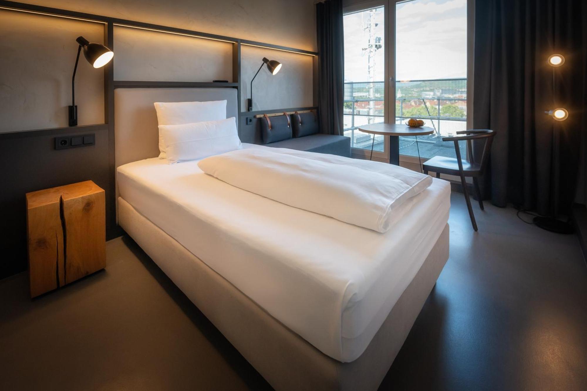 Cloud No7 Lofts Aparthotel สตุตการ์ต ภายนอก รูปภาพ