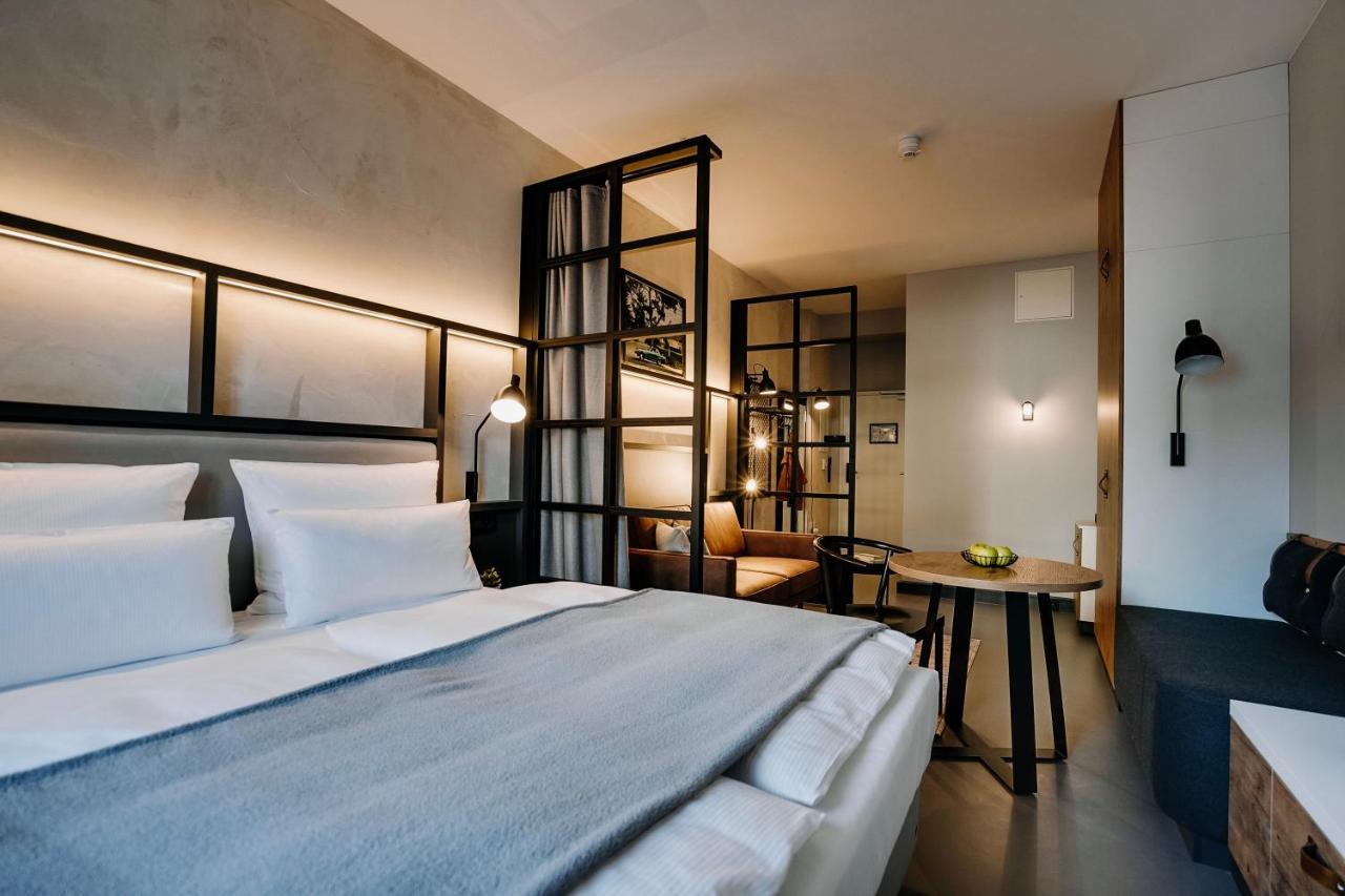 Cloud No7 Lofts Aparthotel สตุตการ์ต ภายนอก รูปภาพ